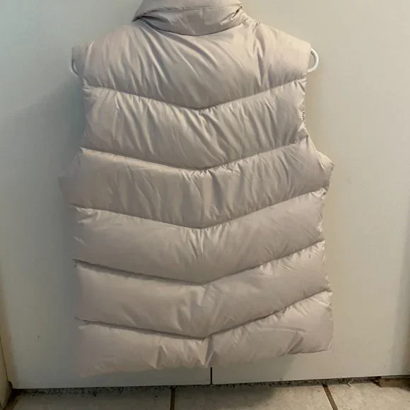 Women’s Nike Off White/Cream Puffer Vest - Picture 2 of 5